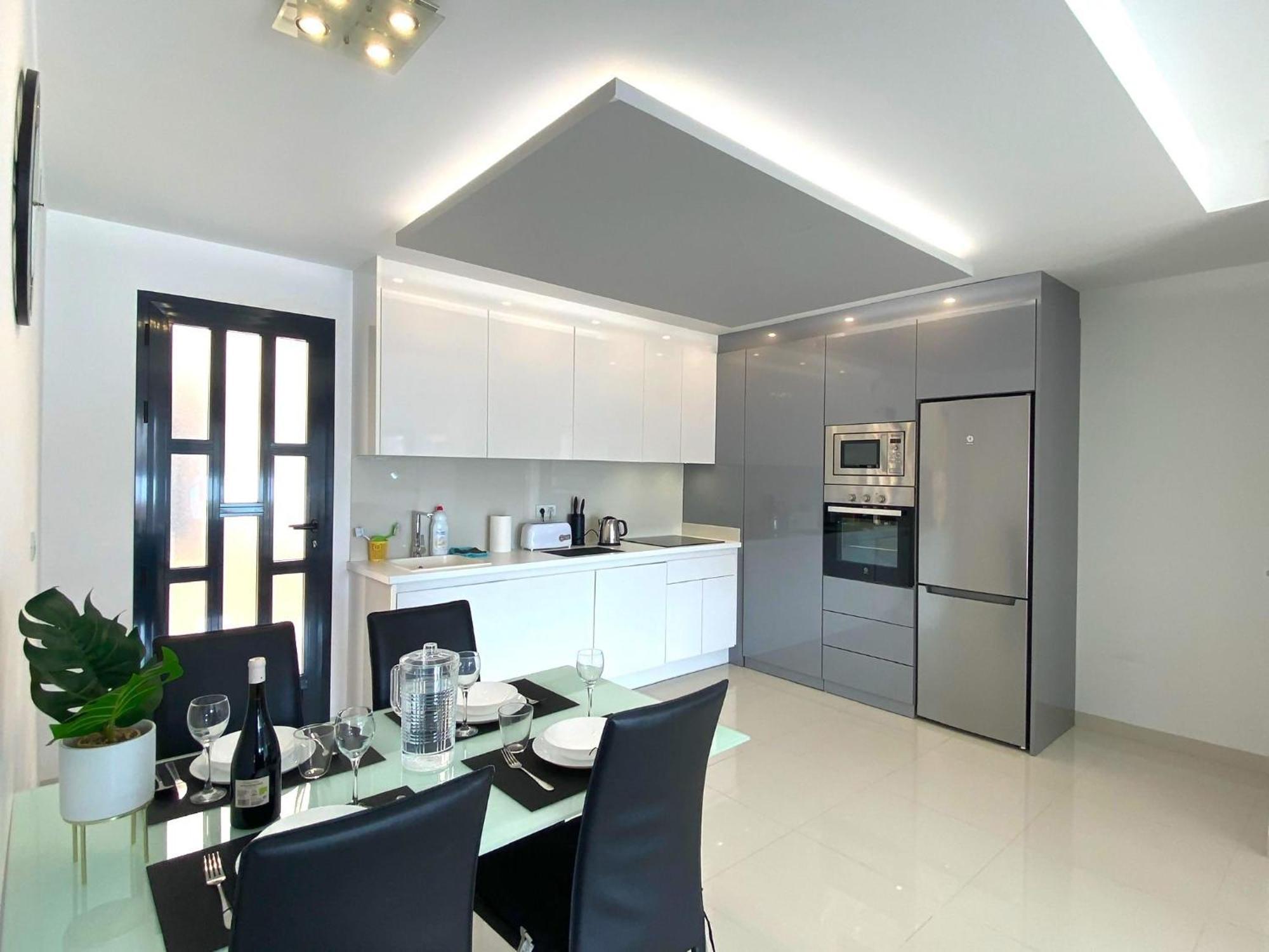 Precioso Apartamento A Tan Solo 300 M De La Playa 皮拉尔－德拉奥拉达达 外观 照片