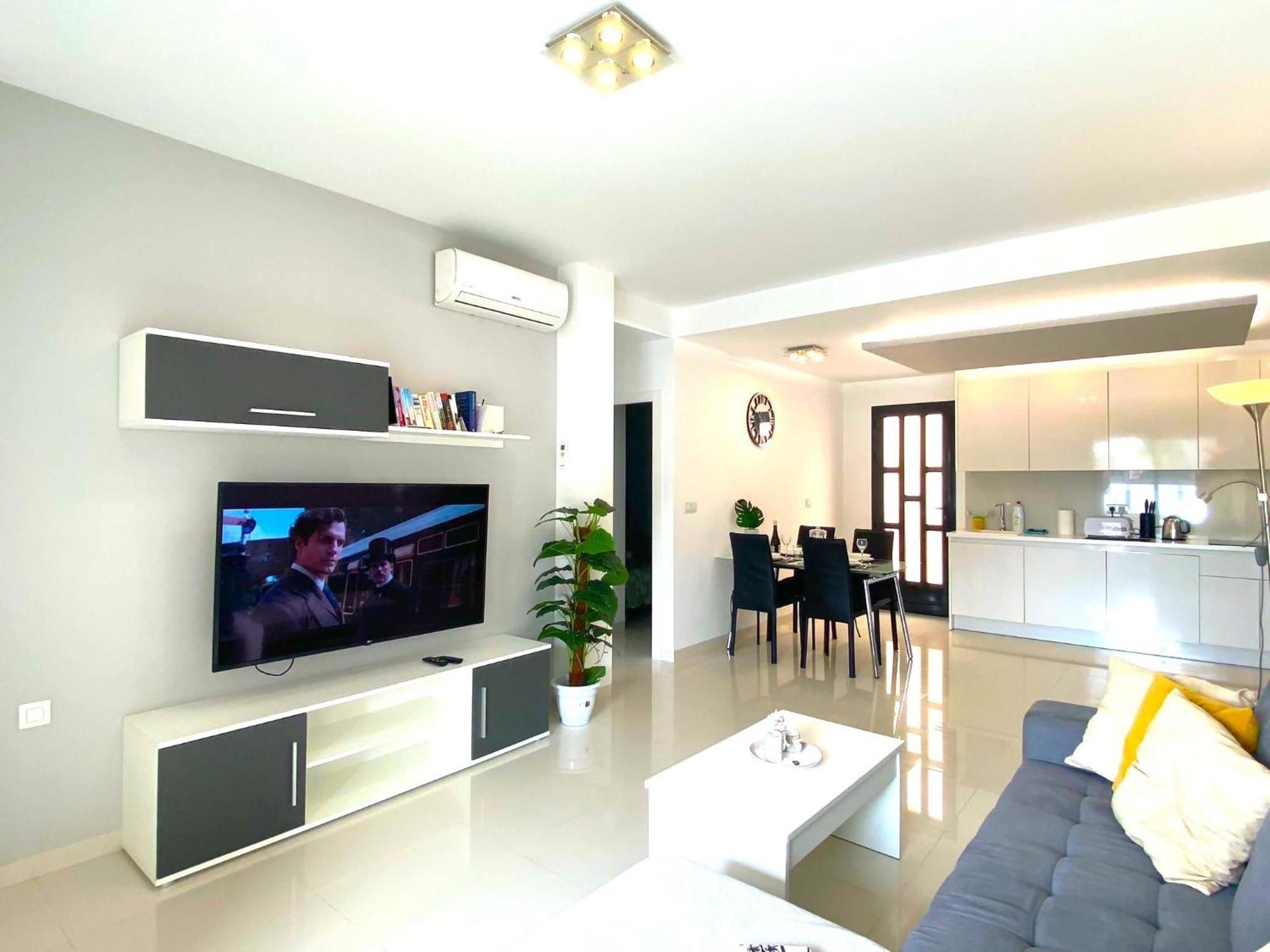 Precioso Apartamento A Tan Solo 300 M De La Playa 皮拉尔－德拉奥拉达达 外观 照片