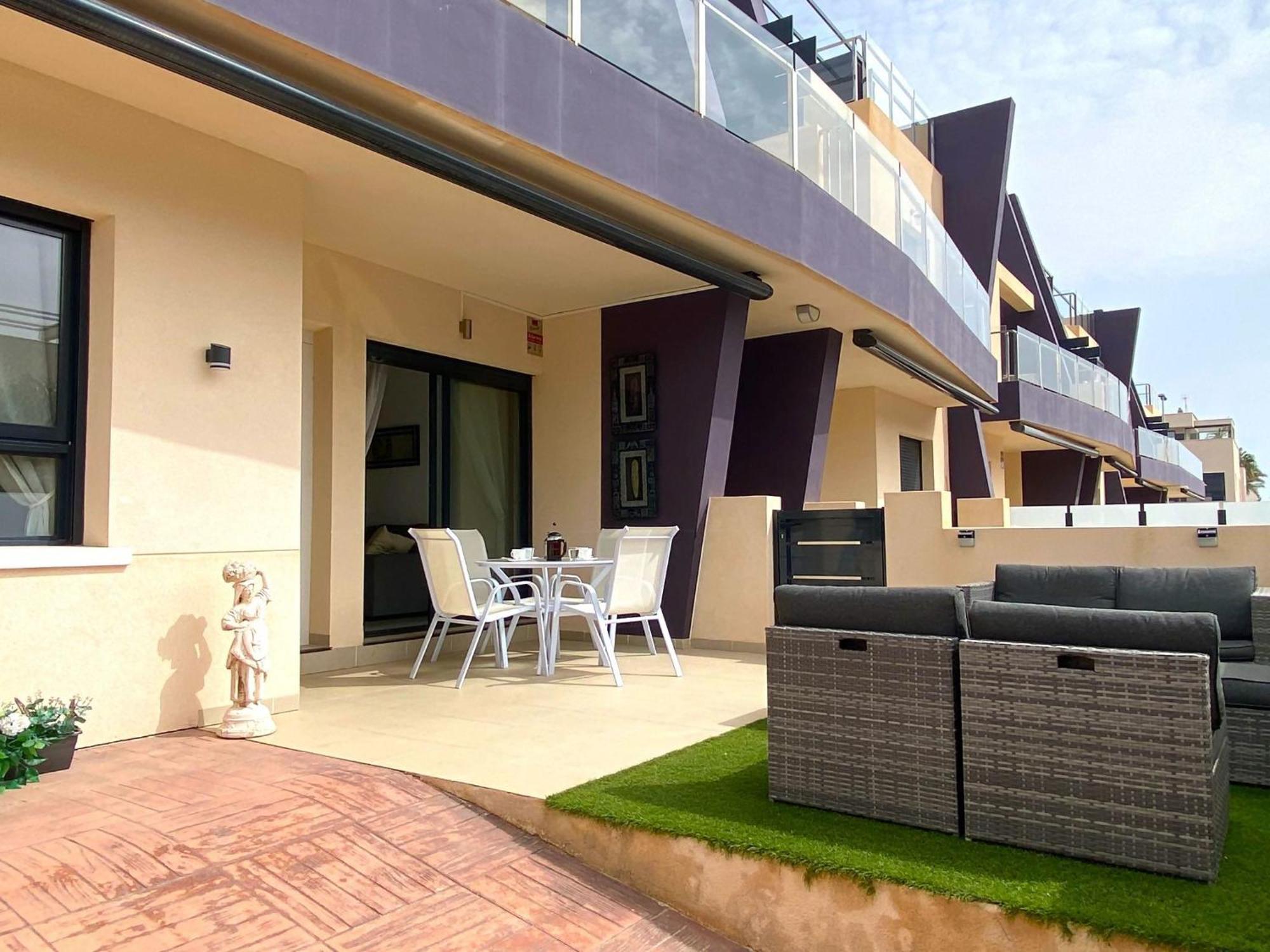 Precioso Apartamento A Tan Solo 300 M De La Playa 皮拉尔－德拉奥拉达达 外观 照片