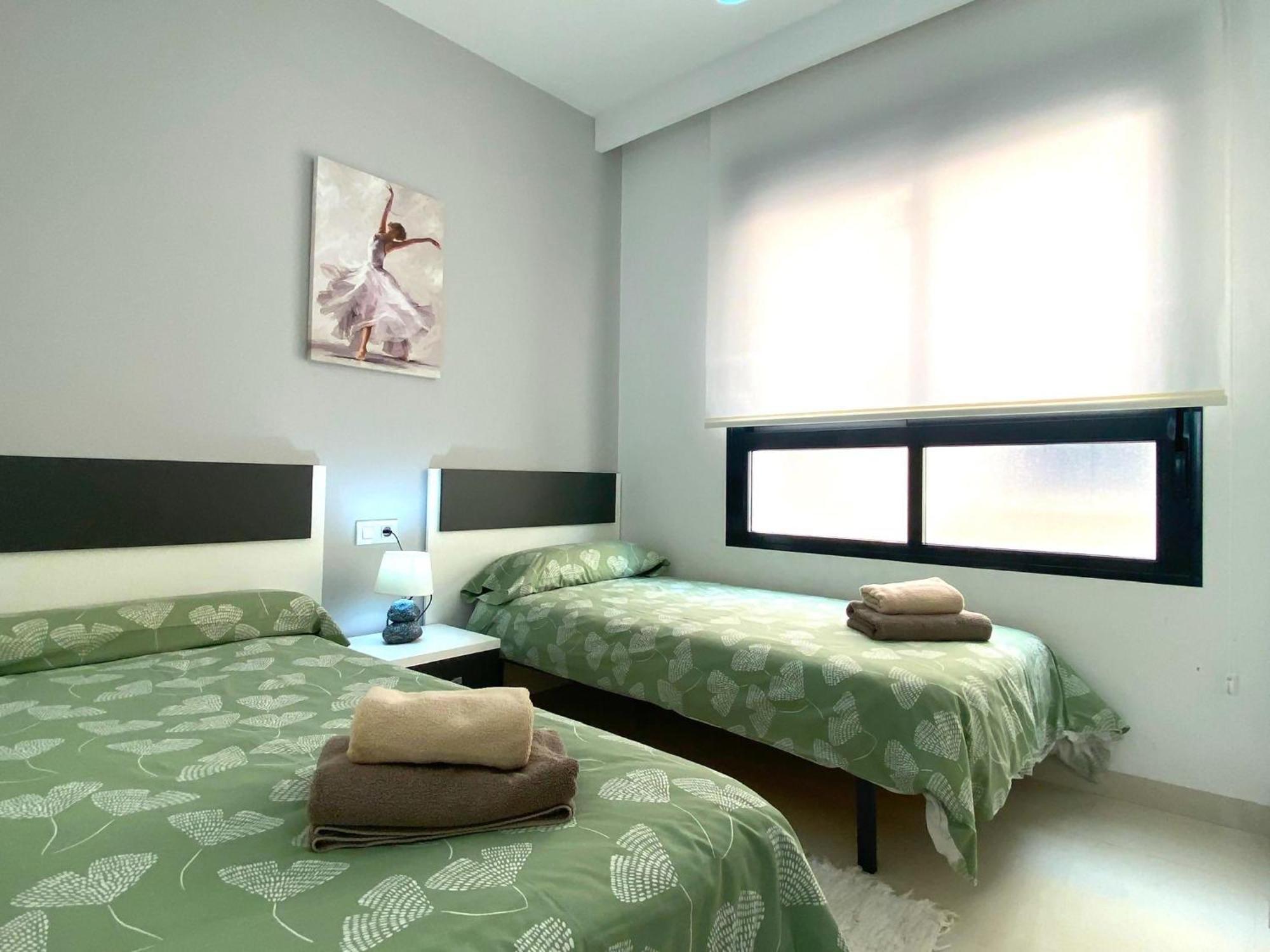 Precioso Apartamento A Tan Solo 300 M De La Playa 皮拉尔－德拉奥拉达达 外观 照片
