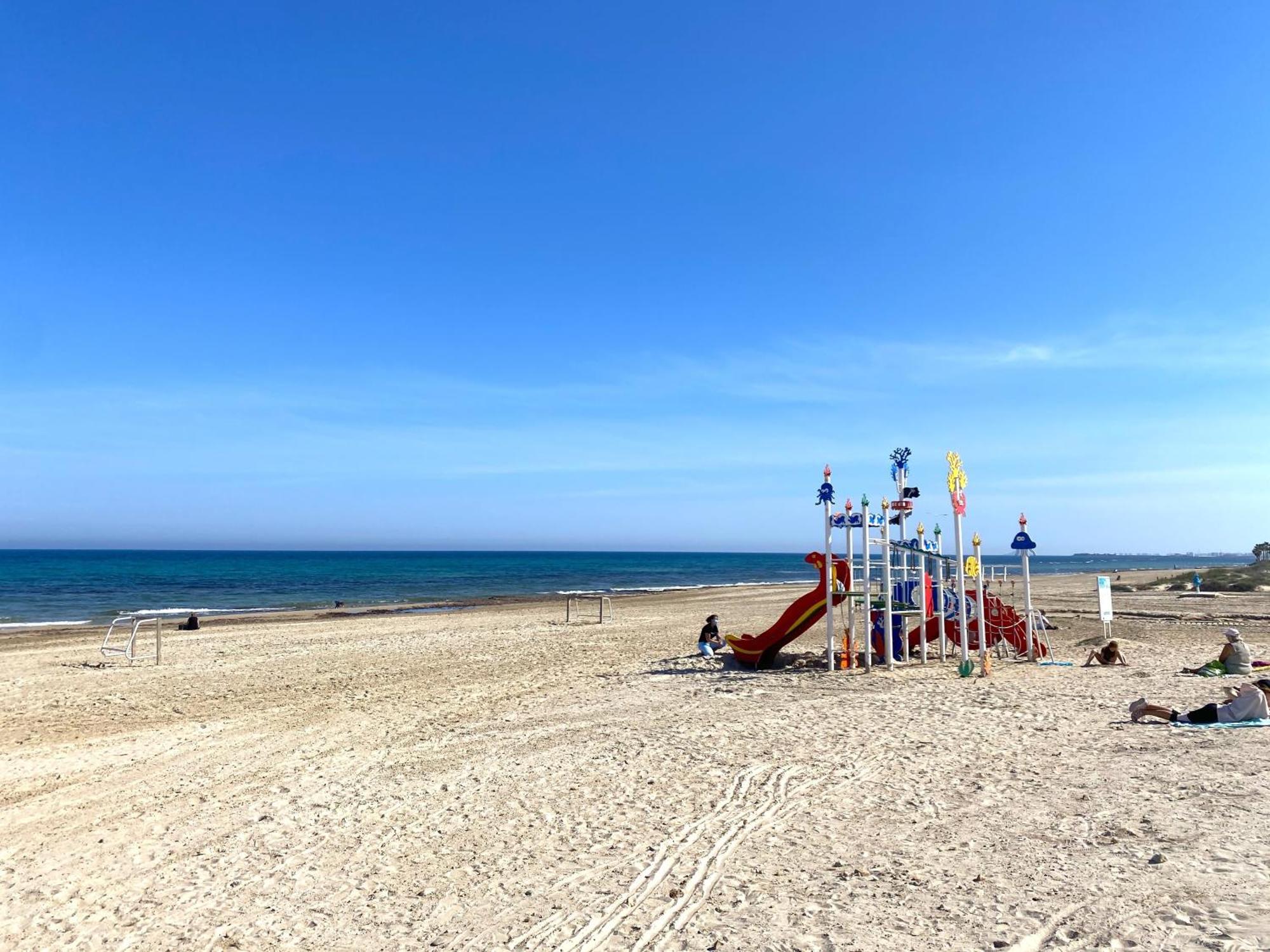 Precioso Apartamento A Tan Solo 300 M De La Playa 皮拉尔－德拉奥拉达达 外观 照片